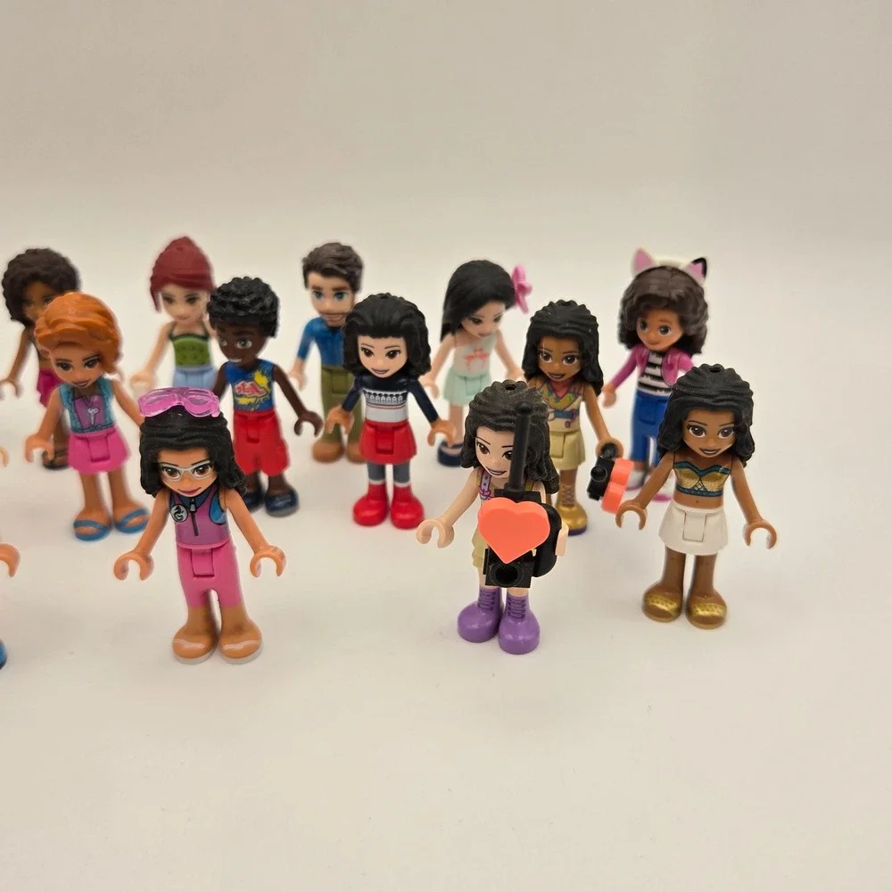 LEGO Friends 22 Mini-doll Figures Lot Heartlake City Aesthetic - Picture 6 of 13